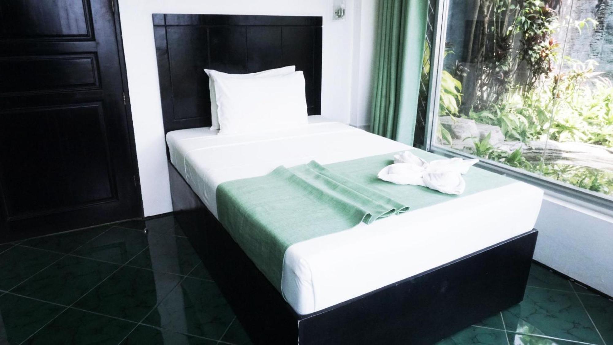 Garin Farm Pilgrimage Resort Powered By Cocotel San Joaquin Buitenkant foto