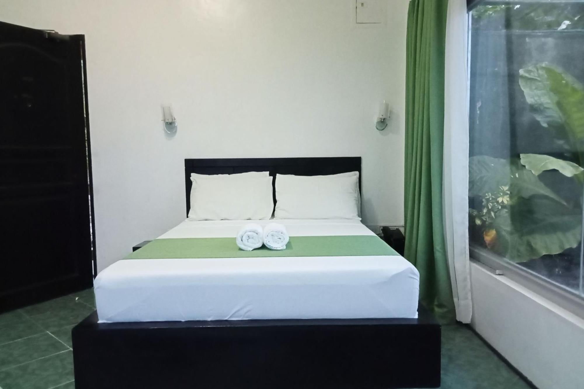 Garin Farm Pilgrimage Resort Powered By Cocotel San Joaquin Kamer foto