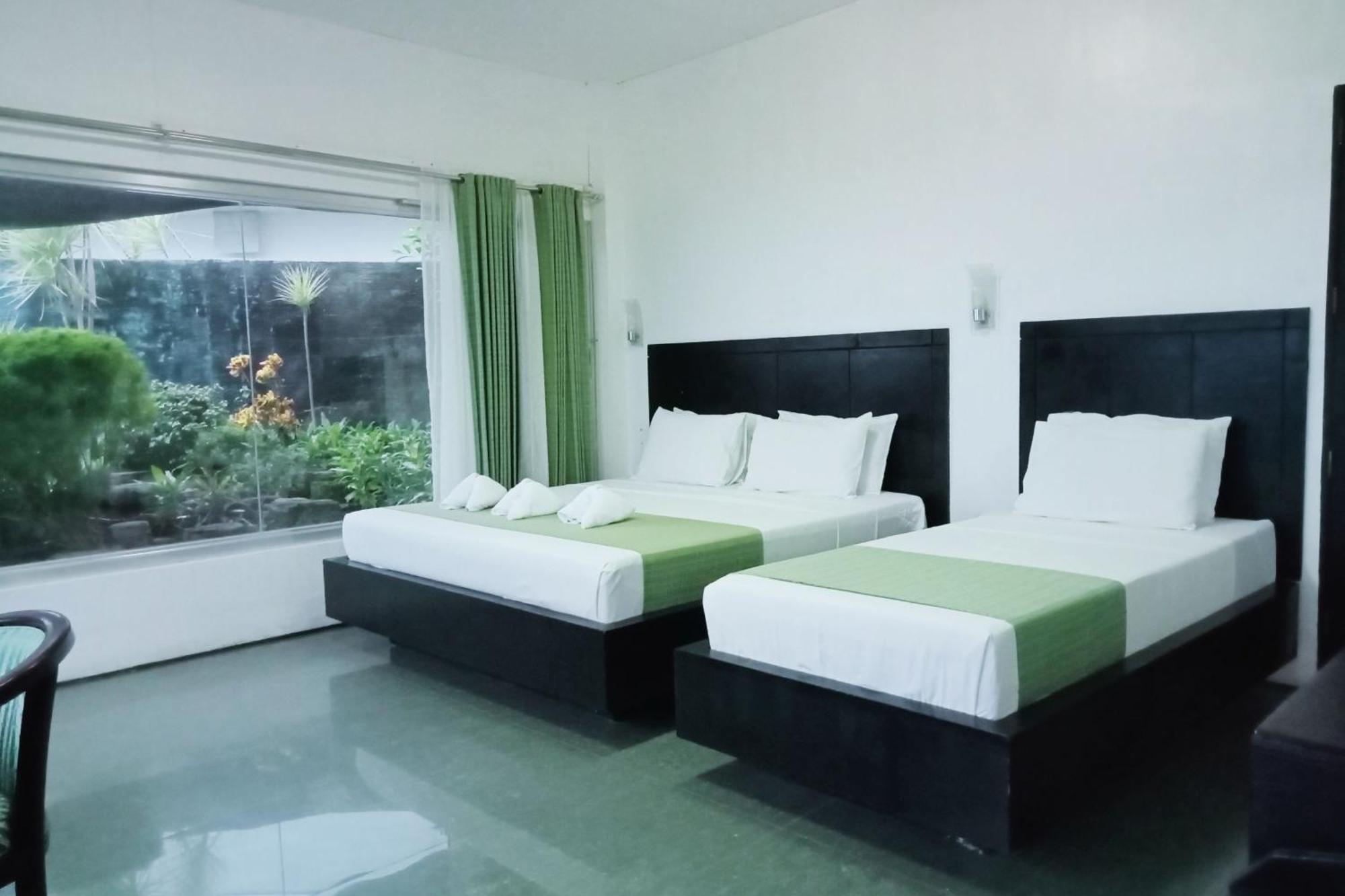 Garin Farm Pilgrimage Resort Powered By Cocotel San Joaquin Kamer foto