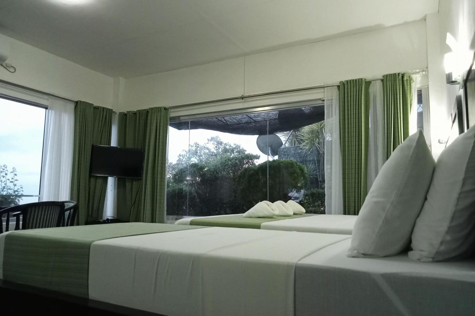Garin Farm Pilgrimage Resort Powered By Cocotel San Joaquin Kamer foto