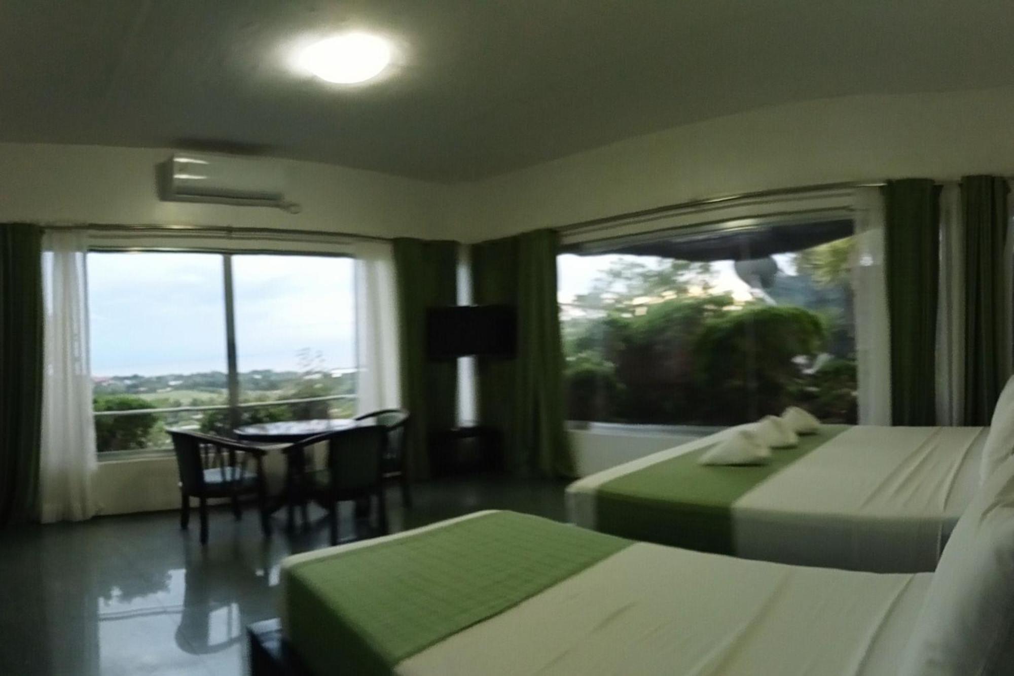 Garin Farm Pilgrimage Resort Powered By Cocotel San Joaquin Kamer foto