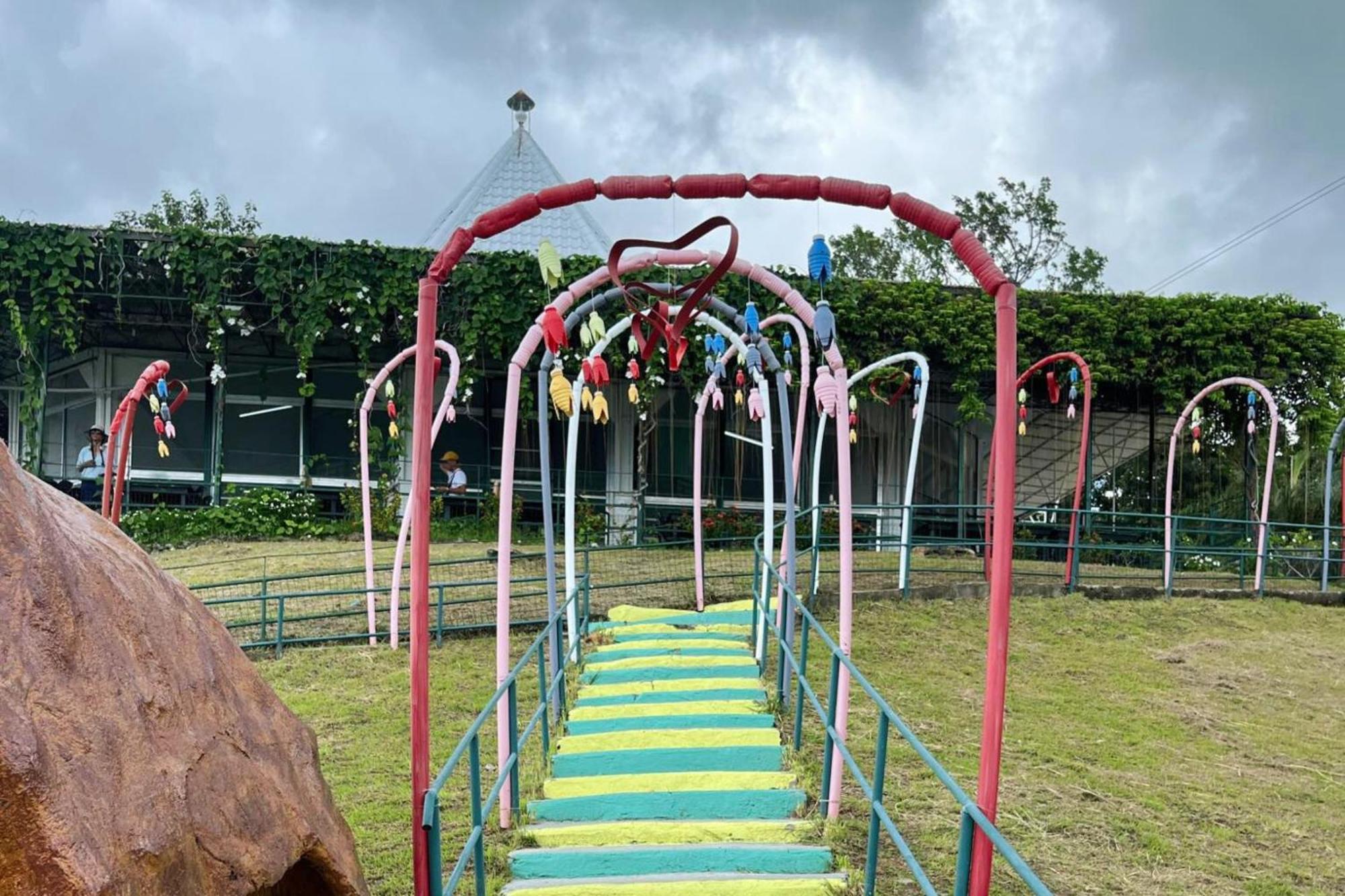 Garin Farm Pilgrimage Resort Powered By Cocotel San Joaquin Buitenkant foto